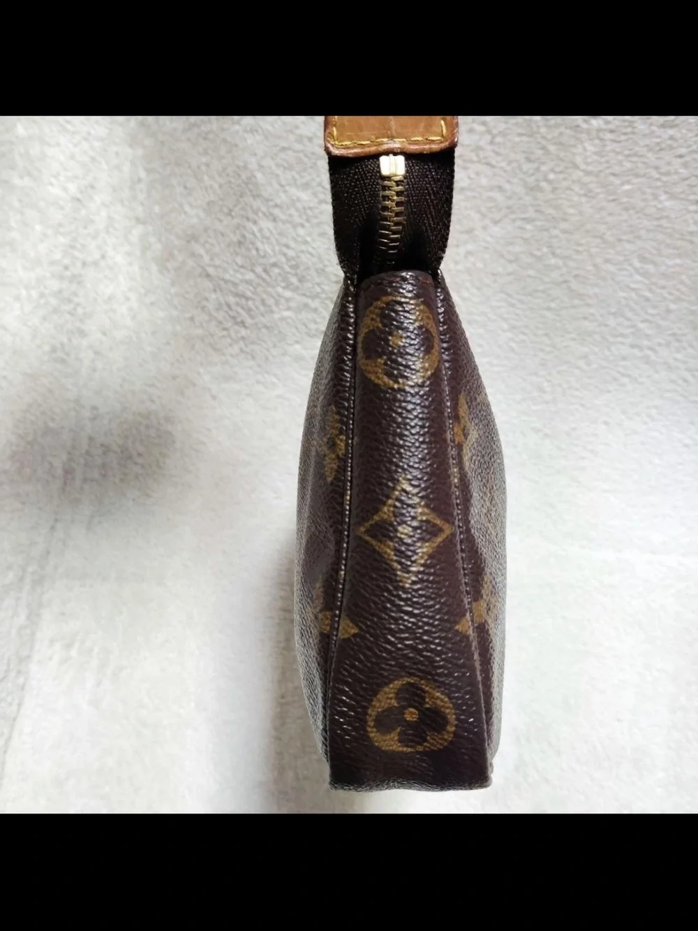 Louis Vuitton Monogram Canvas Shoulder Pochette in Brown and Tan